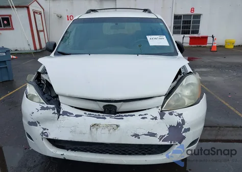 2007 Toyota Sienna Le z USA, uszkodzony, nr VIN 5TDZK23C67S073710
